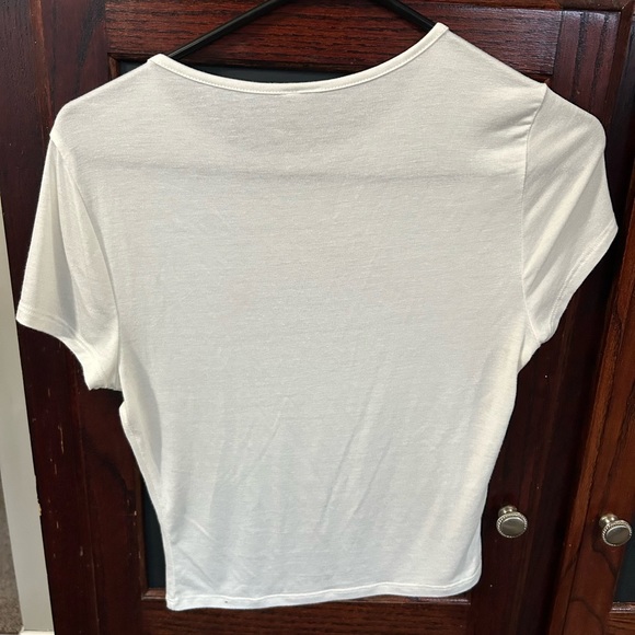 white champagne shirt - Picture 2 of 2